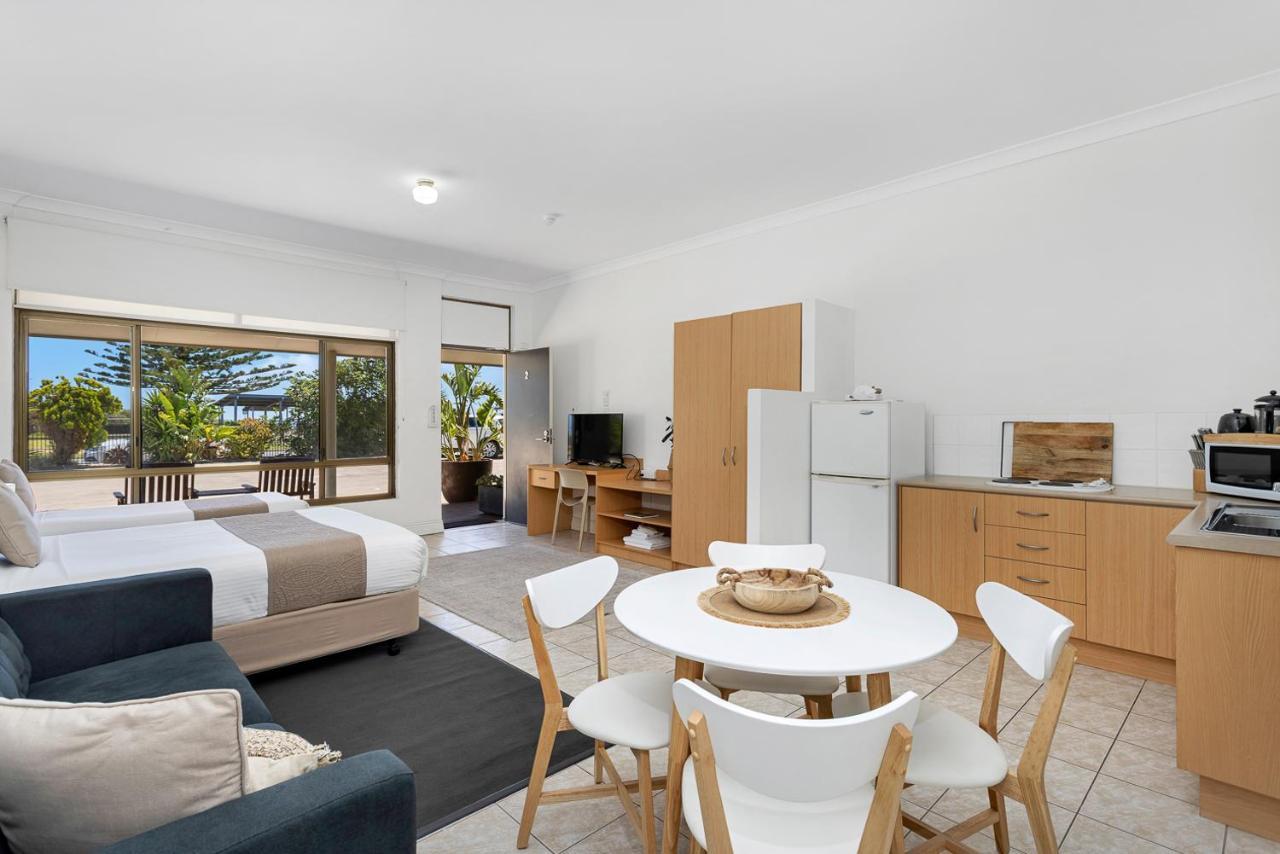 Coast Motel And Apartments Port Noarlunga Dış mekan fotoğraf